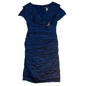 NWT Alex Evenings Blue Crinkle Cocktail Dress V-Neck Rhinestone Broach Size 8